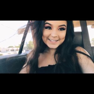 Meet your Posher, Deanna